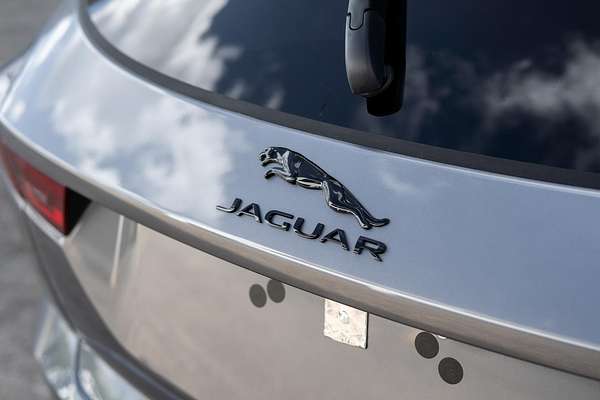2024 Jaguar E-PACE P250 R-Dynamic SE X540