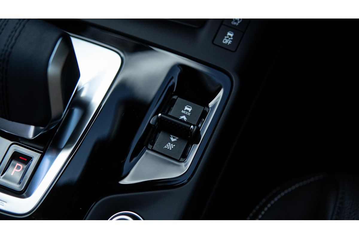 2024 Jaguar E-PACE P250 R-Dynamic SE X540