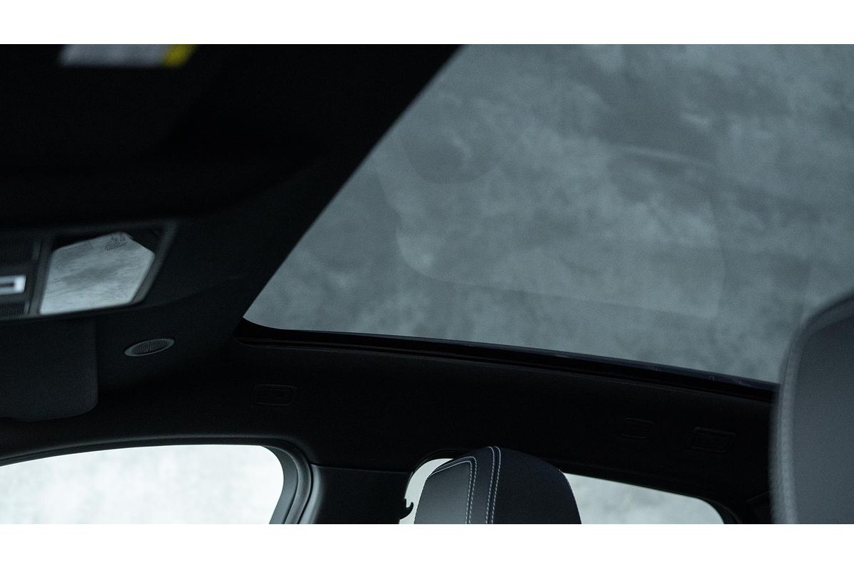 2024 Jaguar E-PACE P250 R-Dynamic SE X540