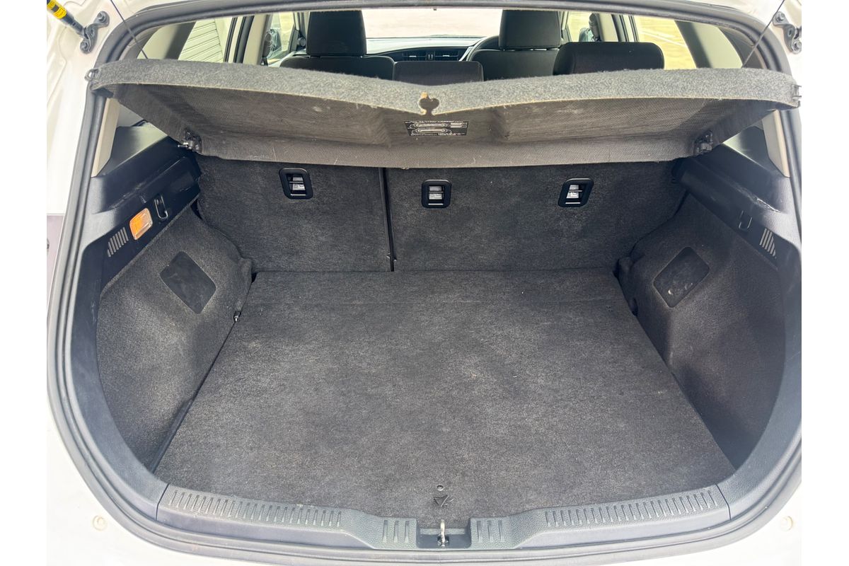 2015 Toyota Corolla Ascent Sport ZRE182R