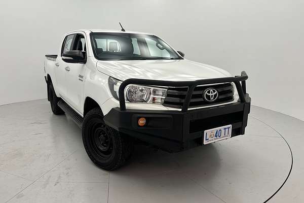 2017 Toyota Hilux SR GUN126R