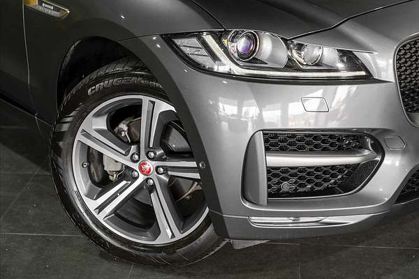 2019 Jaguar F-PACE 25d R-Sport X761
