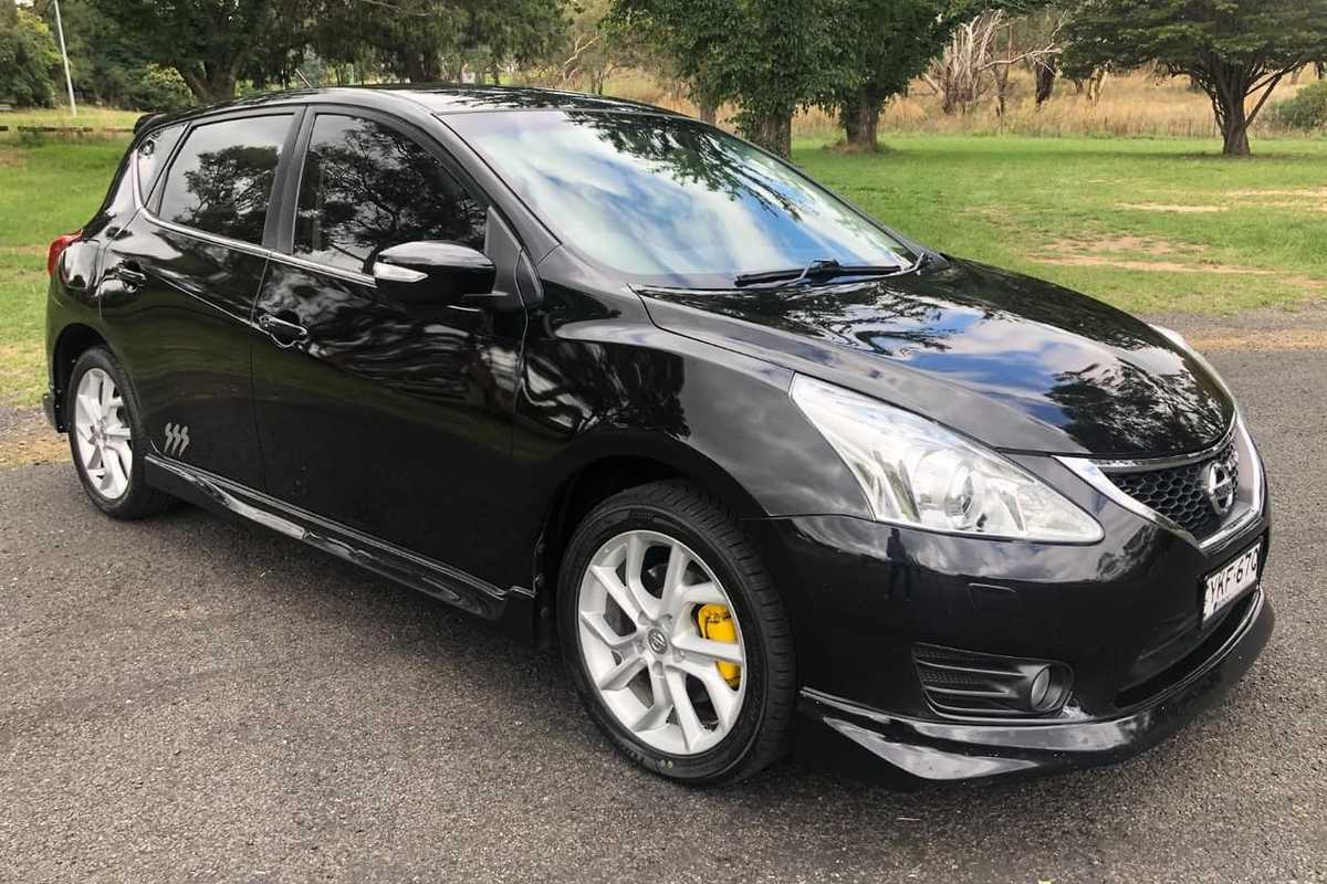 2013 Nissan PULSAR SSS C12