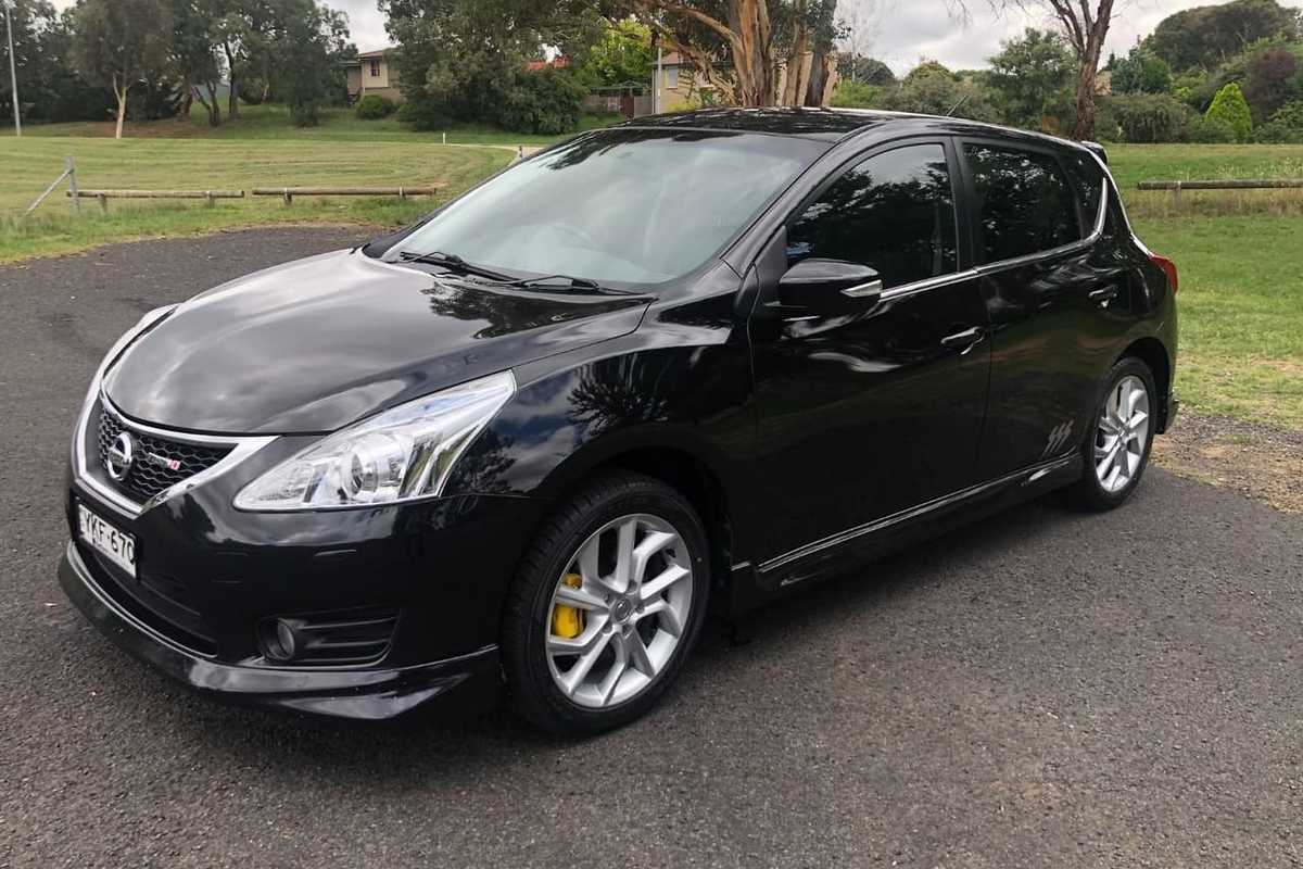 2013 Nissan PULSAR SSS C12