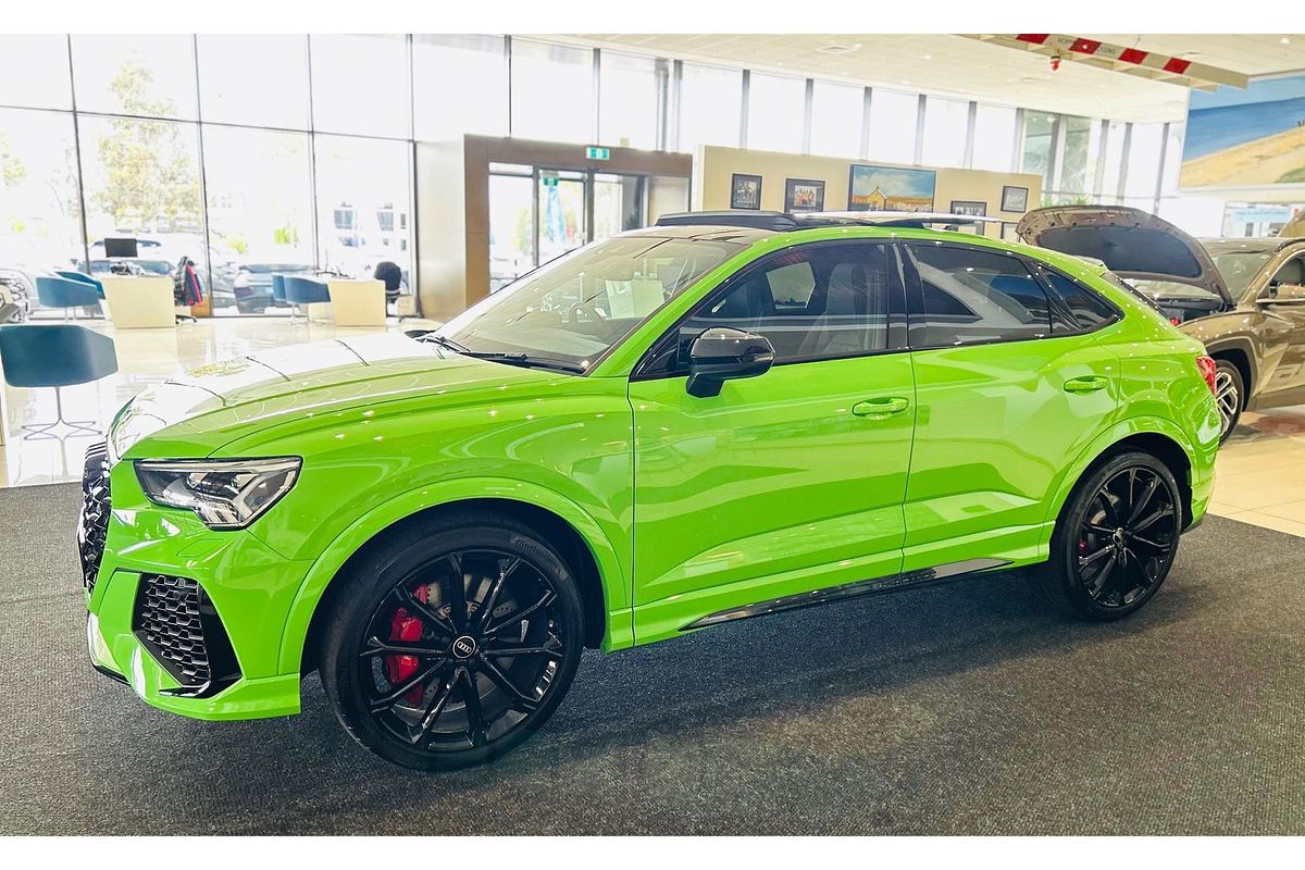 2021 Audi RS Q3 F3
