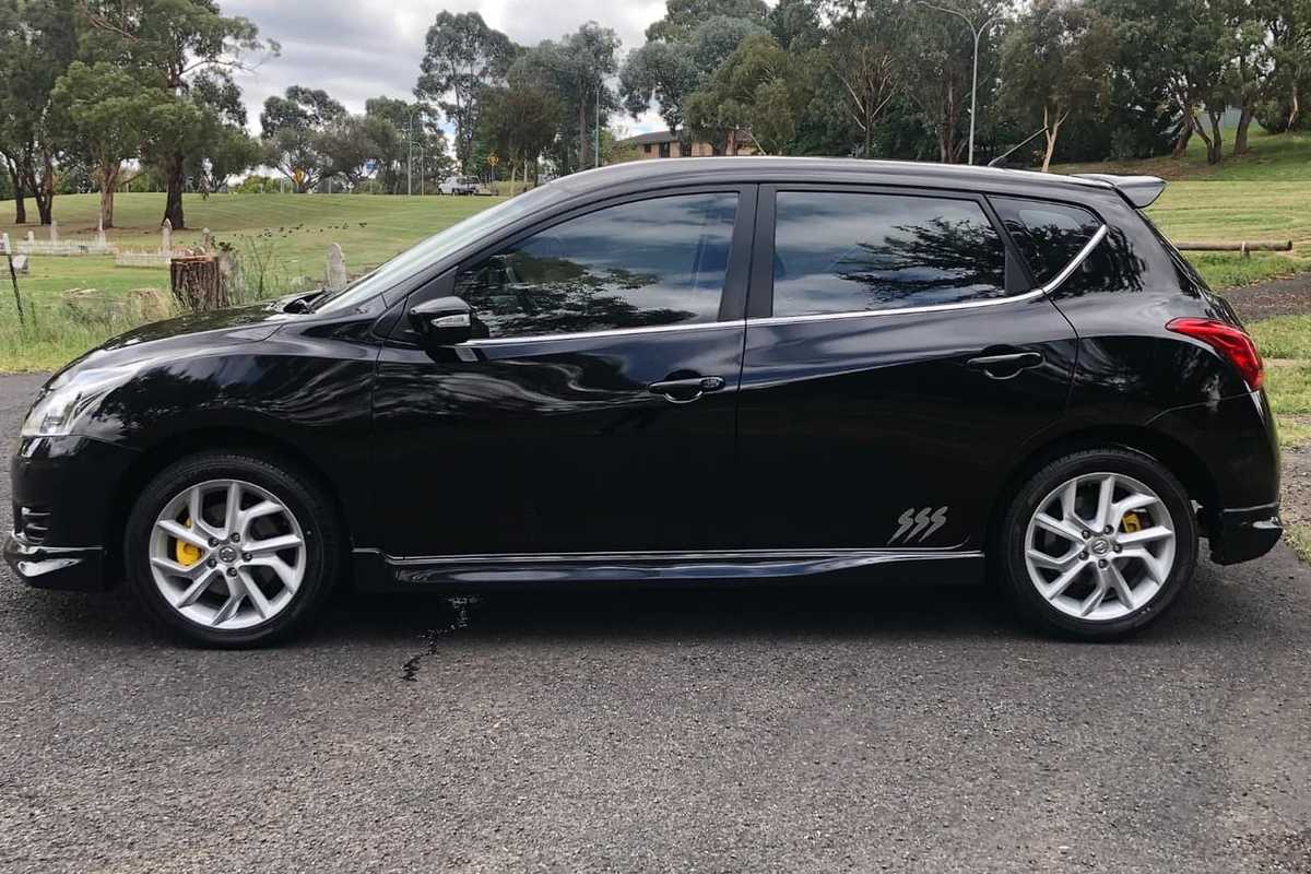 2013 Nissan PULSAR SSS C12