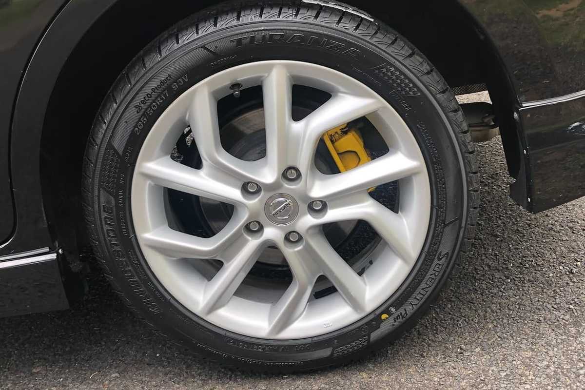 2013 Nissan PULSAR SSS C12