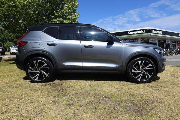 2019 Volvo XC40 T5 R-Design