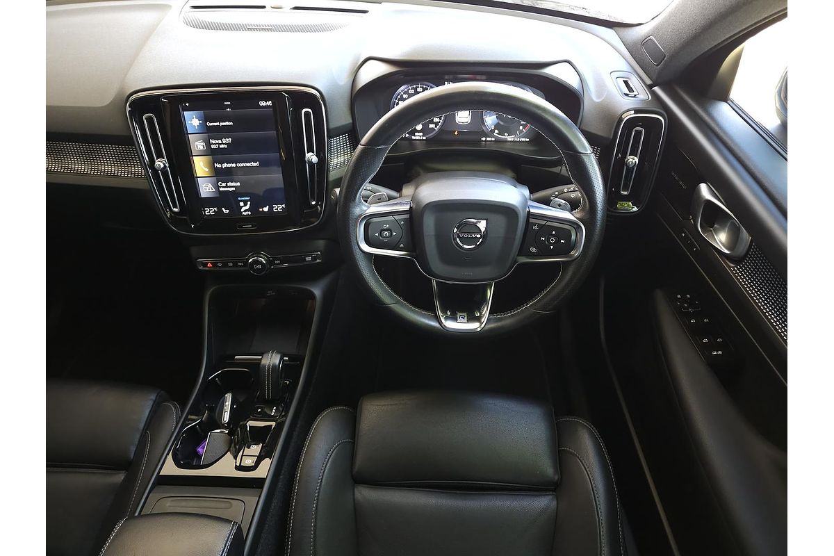 2019 Volvo XC40 T5 R-Design