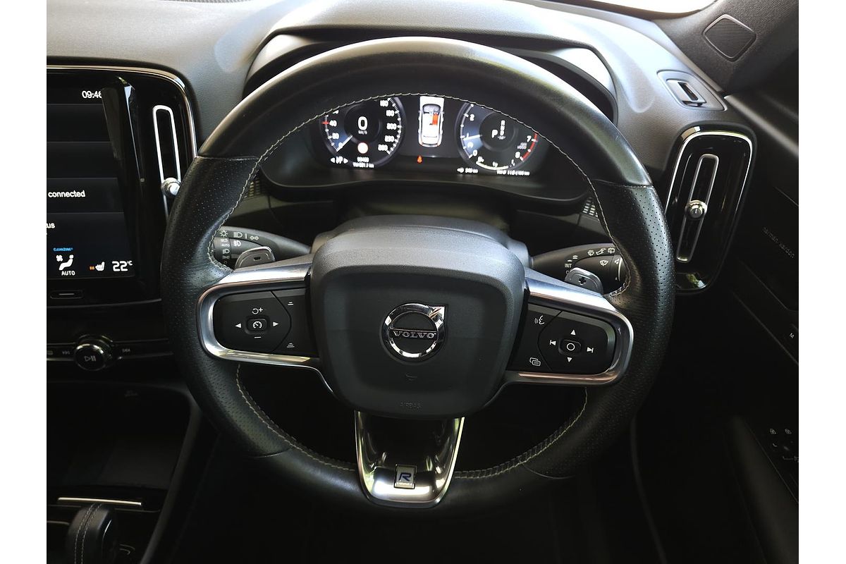 2019 Volvo XC40 T5 R-Design