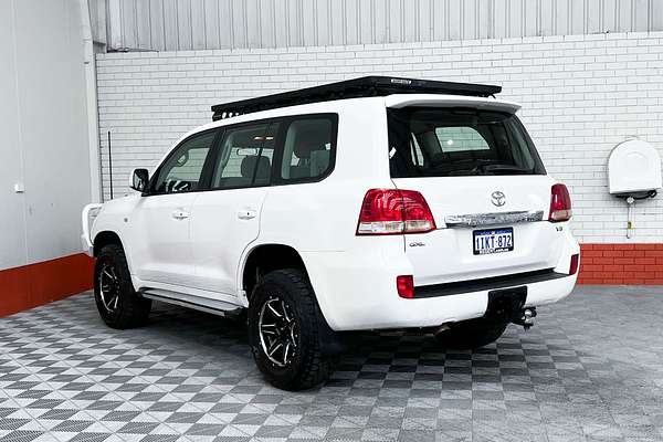 2011 Toyota Landcruiser GXL VDJ200R