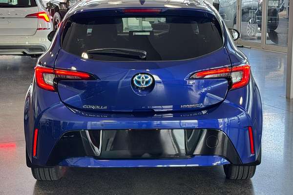 2023 Toyota Corolla SX Hybrid ZWE219R