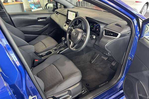 2023 Toyota Corolla SX Hybrid ZWE219R