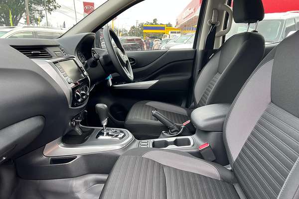 2024 Nissan Navara SL Warrior D23 4X4