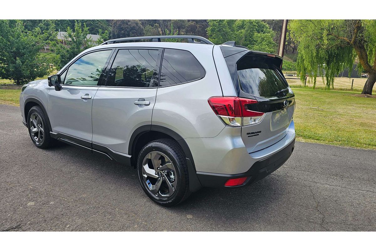 2024 Subaru Forester STI Sport S5