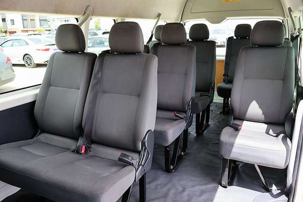 2017 Toyota Hiace Commuter KDH223R