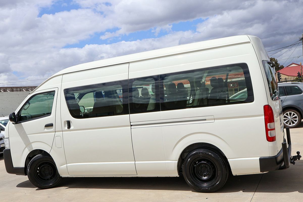 2017 Toyota Hiace Commuter KDH223R