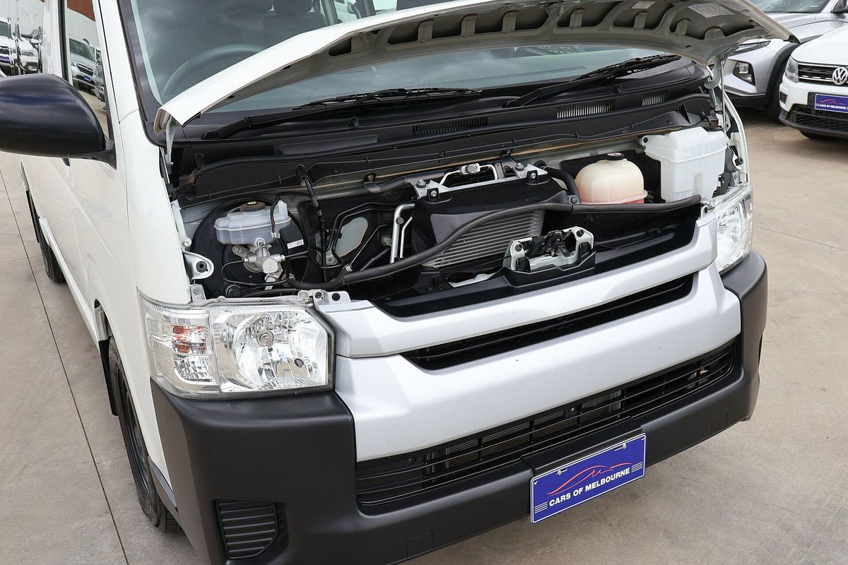 2017 Toyota Hiace Commuter KDH223R