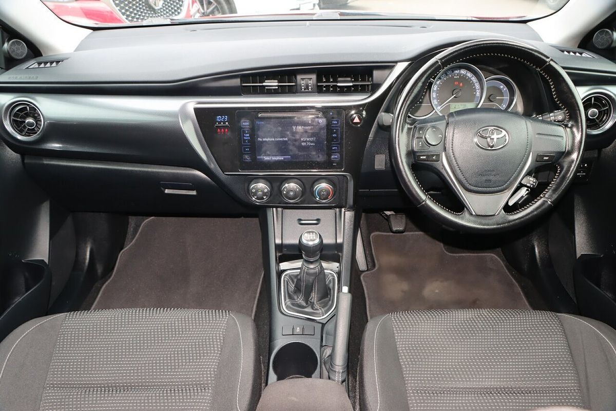 2016 Toyota Corolla Ascent Sport ZRE182R