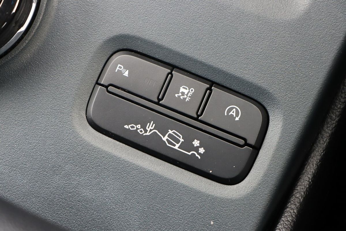 2022 Ford Everest Sport
