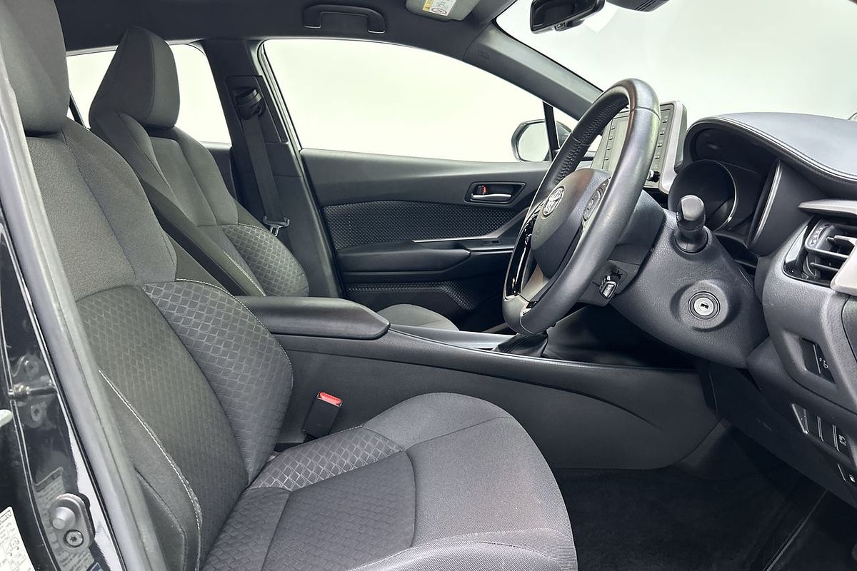 2020 Toyota C-HR NGX50R