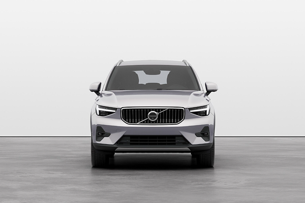 2023 Volvo XC40 Ultimate B4 Bright