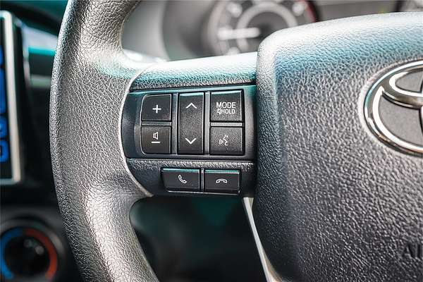 2017 Toyota Hilux Workmate GUN125R 4X4