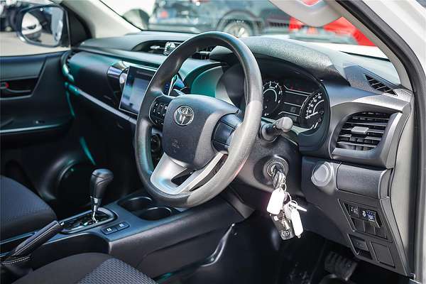 2017 Toyota Hilux Workmate GUN125R 4X4