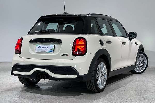 2022 MINI Hatch Cooper S Classic F55 LCI-2