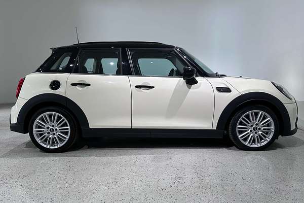 2022 MINI Hatch Cooper S Classic F55 LCI-2