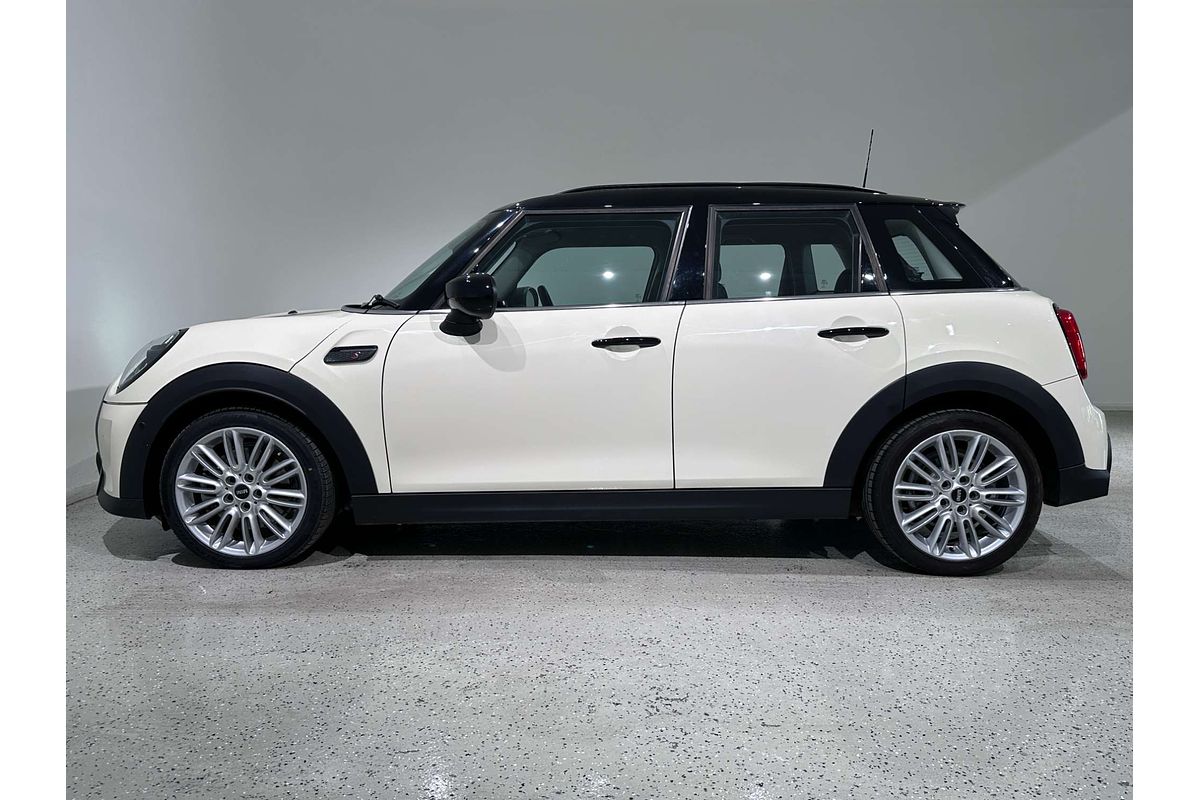 2022 MINI Hatch Cooper S Classic F55 LCI-2