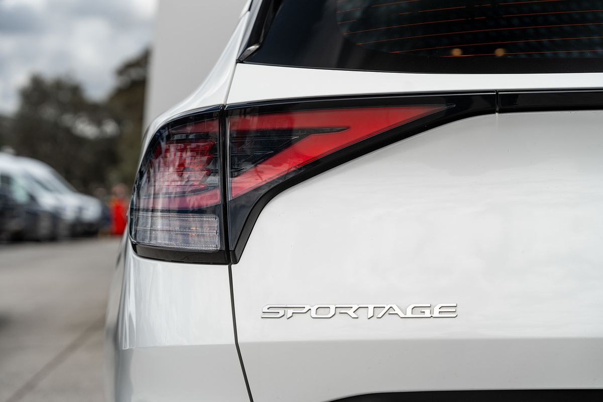 2022 Kia Sportage S NQ5