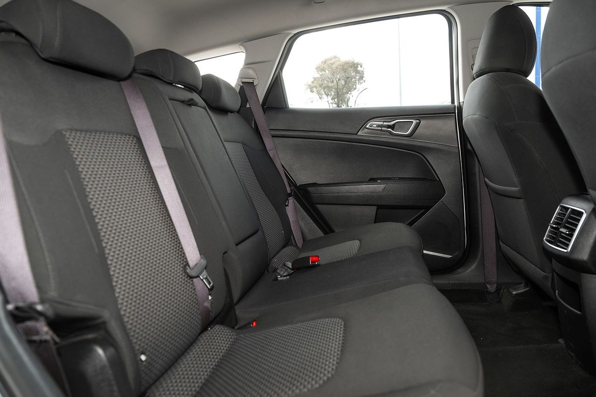 2022 Kia Sportage S NQ5