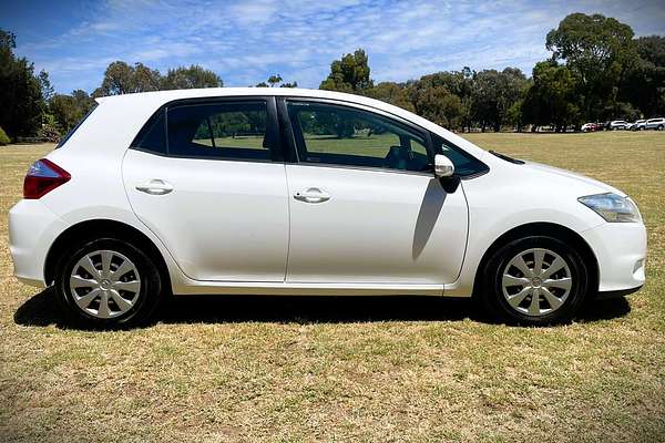 2010 Toyota Corolla Conquest ZRE152R