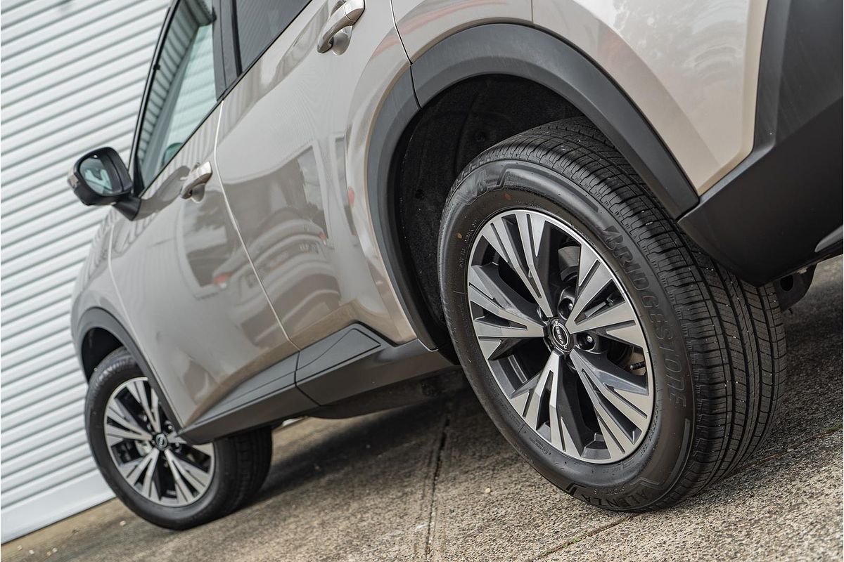 2024 Nissan X-TRAIL ST-L T33