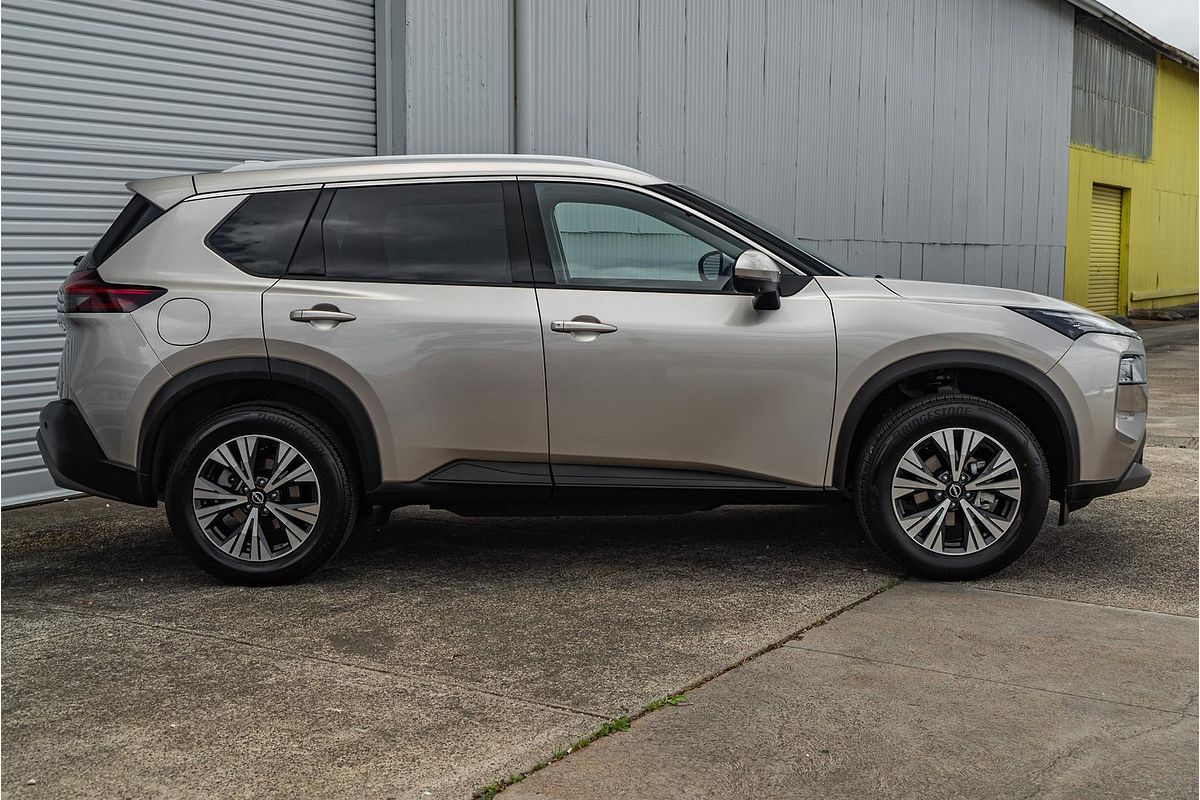 2024 Nissan X-TRAIL ST-L T33