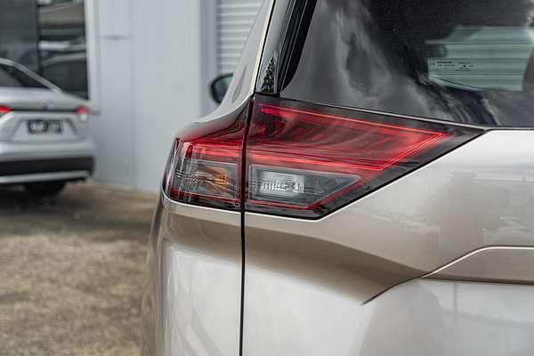 2024 Nissan X-TRAIL ST-L T33