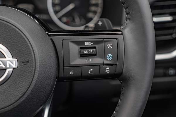 2024 Nissan X-TRAIL ST-L T33
