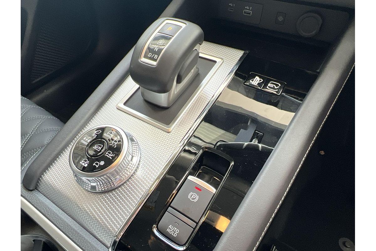 2024 Mitsubishi Outlander PHEV Exceed ZM