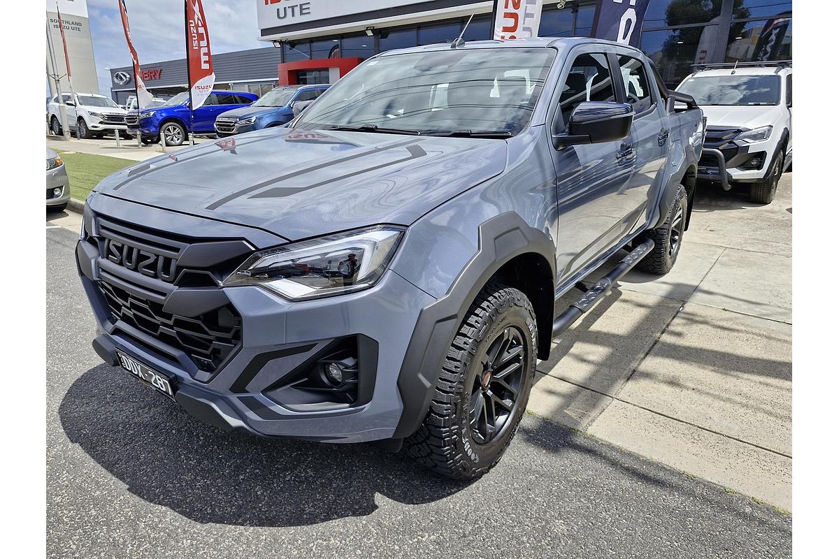 2024 Isuzu D-MAX BLADE 4X4