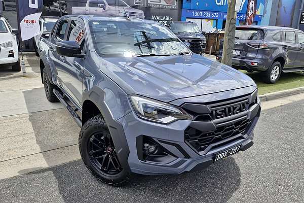 2024 Isuzu D-MAX BLADE 4X4