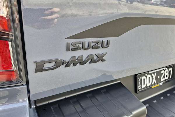 2024 Isuzu D-MAX BLADE 4X4