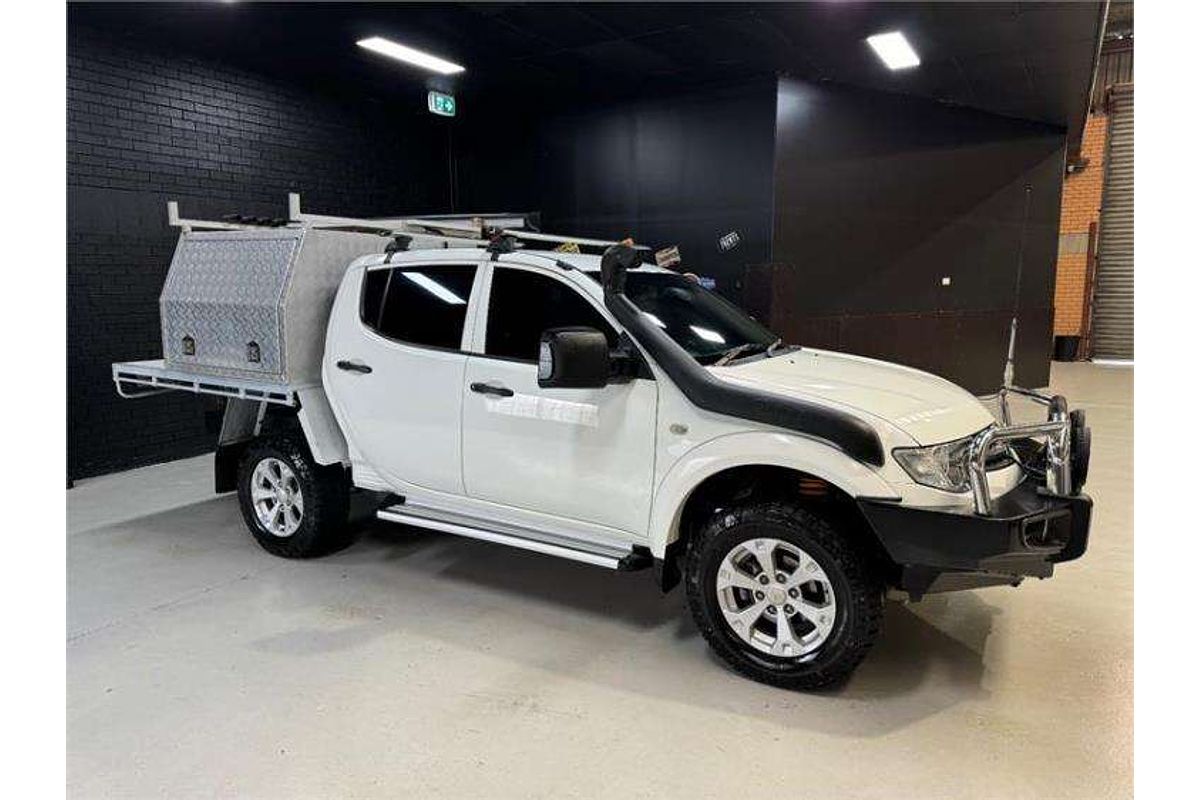 2015 Mitsubishi Triton GLX MN 4X4