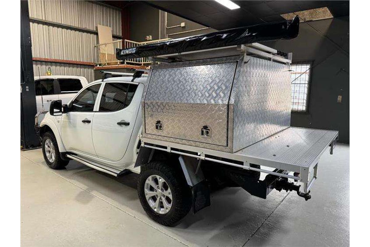 2015 Mitsubishi Triton GLX MN 4X4