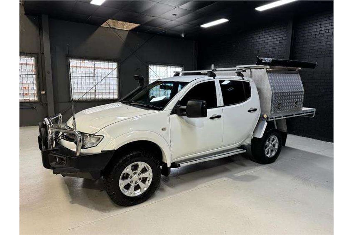 2015 Mitsubishi Triton GLX MN 4X4