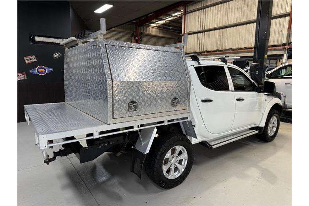 2015 Mitsubishi Triton GLX MN 4X4