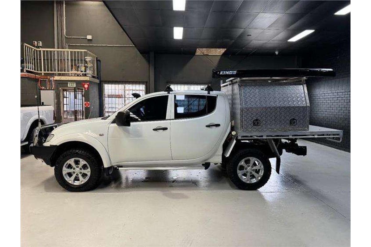2015 Mitsubishi Triton GLX MN 4X4