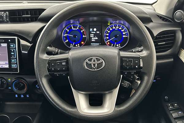 2020 Toyota Hilux SR GUN126R 4X4