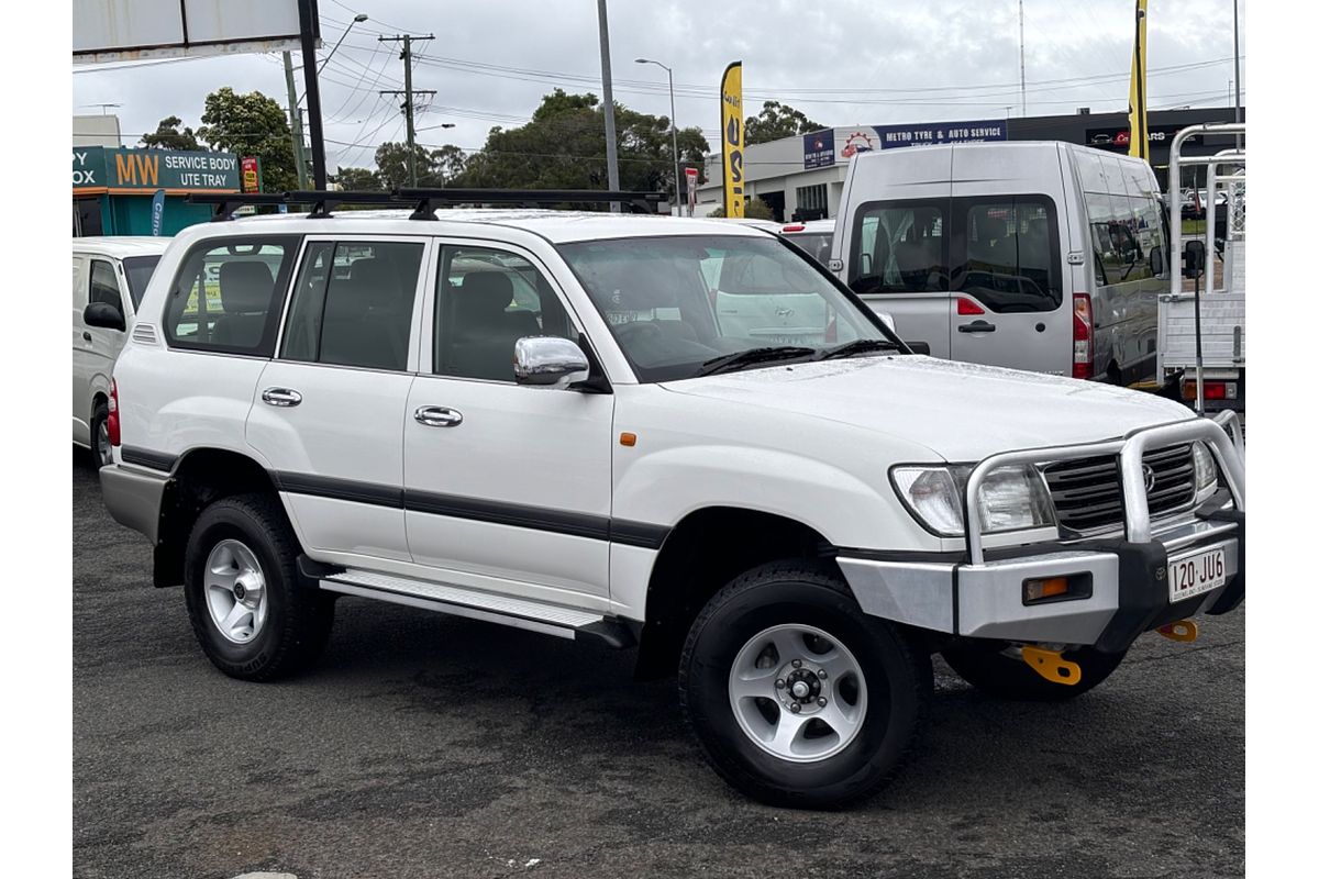 2003 Toyota Landcruiser GXL HZJ105R