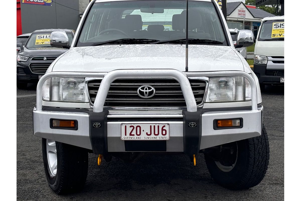 2003 Toyota Landcruiser GXL HZJ105R